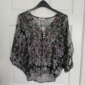 TRAMP Junior size S 3/4 sleeve sheer batwing top